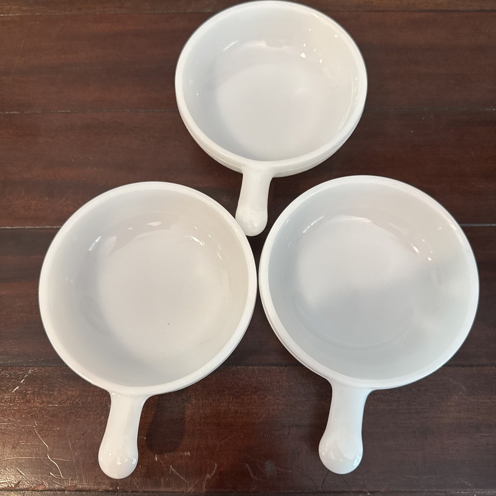 Glasbake J-2663 White Glass Round Soup Bowls Set of 3 Vintage‎ Milk Glass